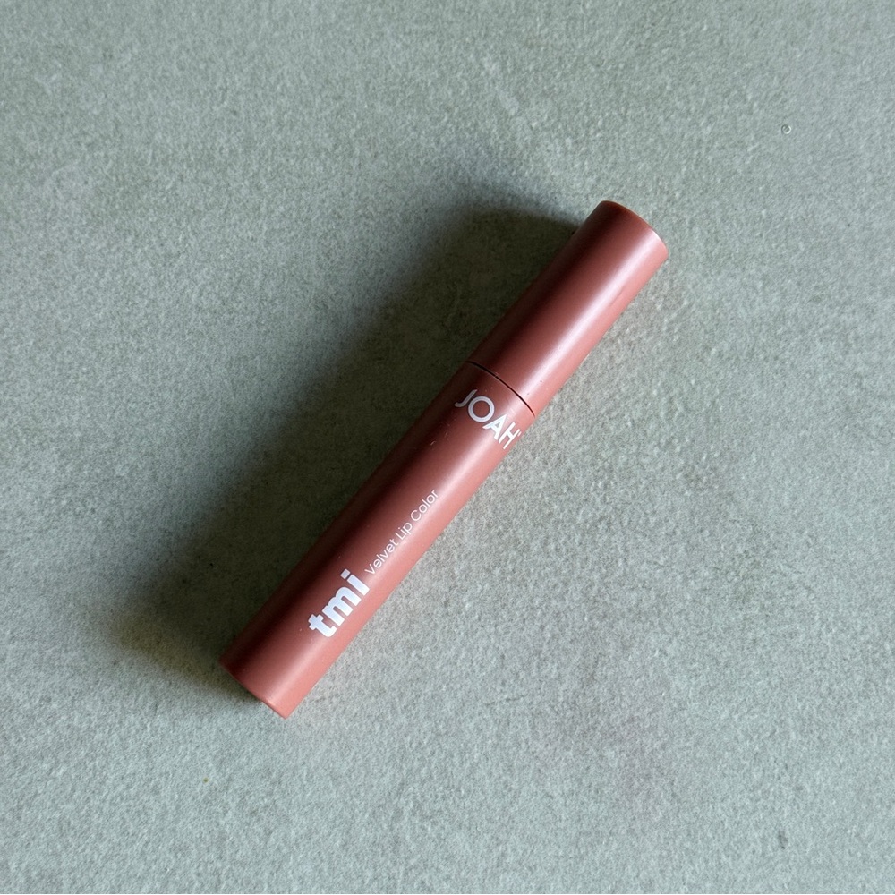 Joah TMI Velvet Lip Color Crayon in JUL 02 Nude Rose Shade